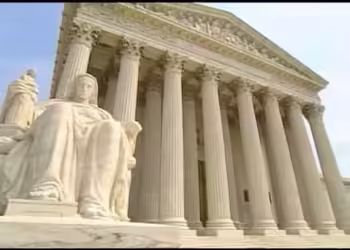 Corte Suprema de EU respalda inmunidad de Trump
