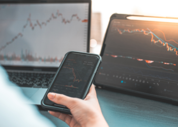 Mercado accionario hila cinco bajas consecutivas