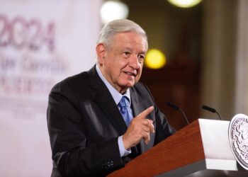 Recurso del PAN para evitar sobrerrepresentación intento de ilegalidad gravísima: AMLO