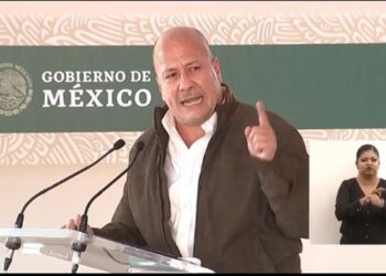 AMLO y Sheinbaum salen al quite ante abucheos contra Enrique Alfaro
