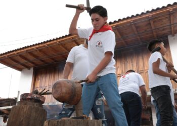 Inauguran Feria Nacional del Cobre en Santa Clara, Michoacán