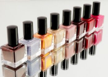 Avon YA NO “llama a tu puerta”; se declara en quiebra en EU