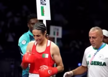 En Paris 2024, la polémica boxeadora Imane Khelif debuta con triunfo