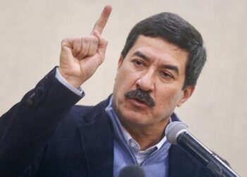 Otra orden de aprehensión contra Javier Corral, pero Morena le brinda manto protector; ya tiene fuero