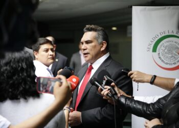 Beltrones está fuera del PRI en Senado de la República: Alejandro Moreno