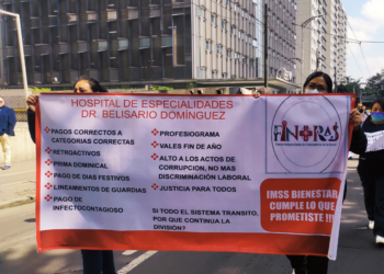 Trabajadores del sector salud denuncian incumplimiento de pago de salario y otras prestaciones por parte del IMSS-BIENESTAR. AMEXI/Foto/Florentino López.
