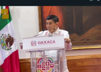 Prohíben en Oaxaca cobro de cuotas escolares