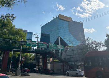 ¿Y cómo va el tema de los impuestos que debe Grupo Elektra al SAT?