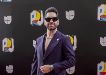 Arap Bethke deslumbró en los Premios Juventud