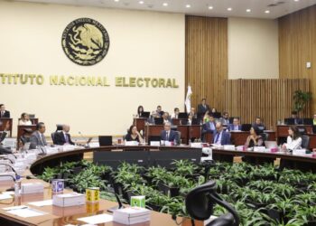 Comisión de Prerrogativas y Partidos Políticos aprueba dar mayoría calificada a Morena y aliados