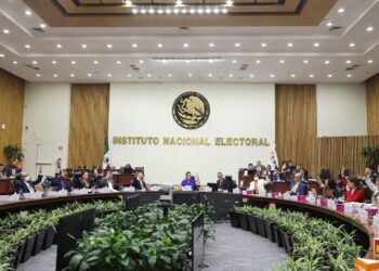 Morena podrá hacer hasta una nueva Constitución con mayoría calificada en el Congreso