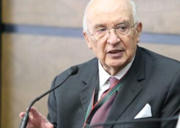 Mundo político lamenta deceso de Ortiz Pinchetti, titular de la Fisel