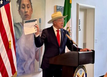 “El Mayo” llegó a EU contra su voluntad: Ken Salazar
