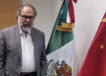 SRE releva a Míchel Díaz del consulado de México en Shanghái