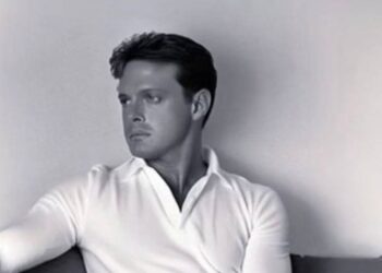 Luis Miguel visitó el restaurante de Antonio Banderas