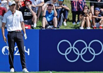 Golfistas mexicanos siguen en picada en París 2024