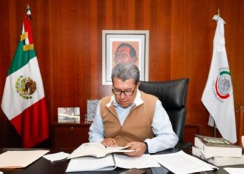 SCJN, en abierta confrontación con los poderes Legislativo y Ejecutivo: Monreal