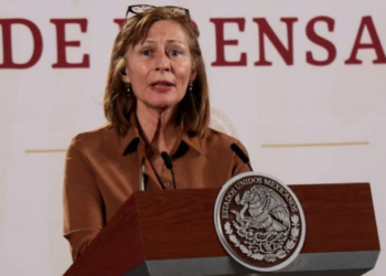 Tatiana Clouthier va al Instituto de los Mexicanos en el Exterior  