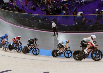 Victoria Velasco terminó la obra «Mexicanos en París 2024»