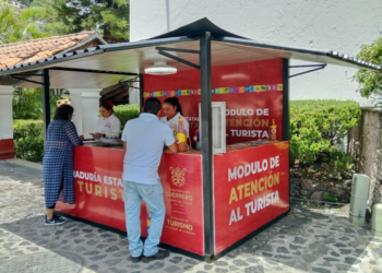Guerrero instala este verano cinco módulos de atención al turista