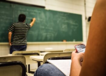 ¿Cuánto cuesta el regreso a clases? Así lo estima la Concanaco