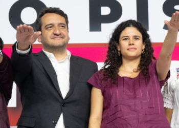 Andrés López Beltrán es de los fundadores de Morena, defienden legisladores