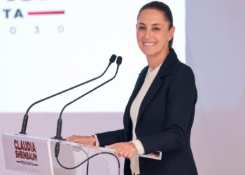 Titulares de Sedena y Marina, hombres comprometidos con la construcción de la paz: Sheinbaum