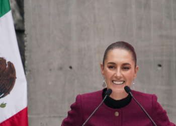 Claudia Sheinbaum explica por qué no invitó al rey de España a su toma de posesión como presidenta de México.