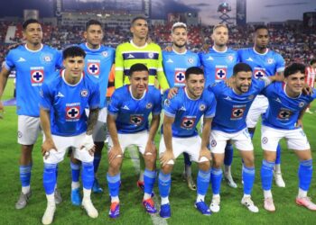 La Máquina de Cruz Azul pita y pita en la cima