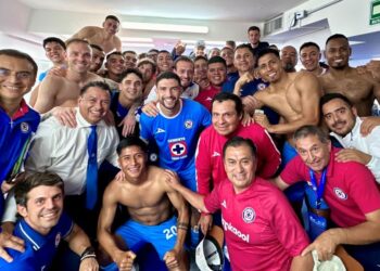 Nadie desbanca a Cruz Azul del superliderato