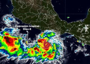 Depresión tropical, estacionada frente a Guerrero y Oaxaca