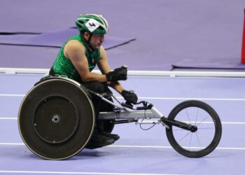 Edgar Navarro finaliza quinto en 100 metros T51