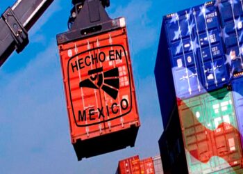 Petróleo y autos tiran las exportaciones mexicanas 1.0% en agosto