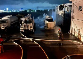 Por fuga de gas cierran la via Tula-Tlahuelilpan 20 horas