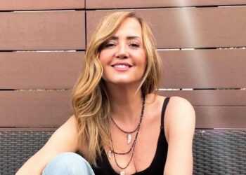 Andrea Legarreta reacciona a rumores de boda de Erik Rubín con Mónica Noguera