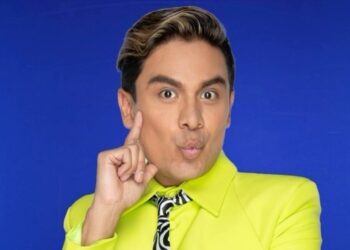 Ricardo Peralta vive incómodo momento en premier de “Wicked”