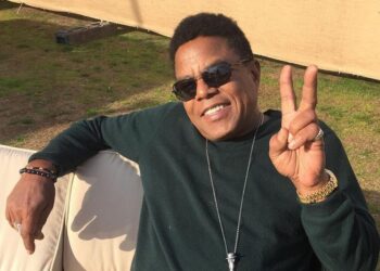 Tito Jackson, hermano mayor de Michael Jackson, muere a los 70 años
