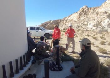 INM rescata a 4 mexicanos en el desierto de Tecate