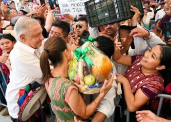 Sheinbaum en Chiapas. 'No hay vuelta atrás'. AMEXI Foto @Claudiashein