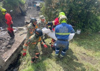 Localizan a un cuerpo en Jilotzongo, tras derrumbe