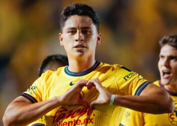 América