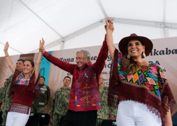Se va satisfecho AMLO al poner en marcha la Cuarta Transformación