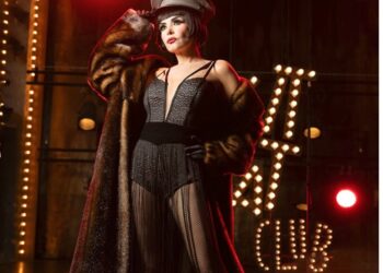 Itatí Cantoral es presentada como la nueva Sally Bowles de Cabaret