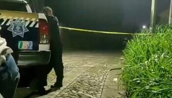 Grupo armado irrumpe en salón de fiestas en Chiapas