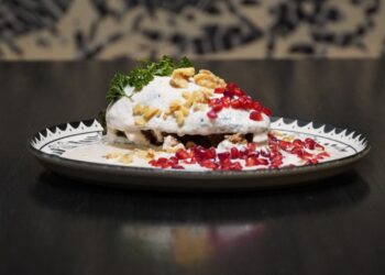Chile en Nogada: Guía para disfrutar y preparar este ícono de la gastronomía mexicana