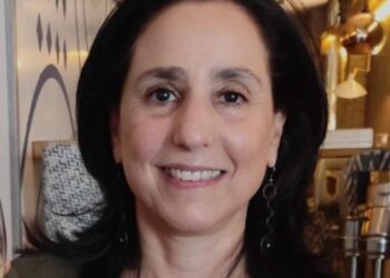 La importancia de entender el mercado inmobiliario local antes de comprar una propiedad