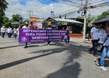 Piden en Tuxtla Gutiérrez, Chiapas, a senadores votar contra reforma al Poder Judicial