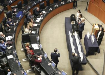 12 oct.- Destitución de jueces y magistrados mediante tómbola en el Senado. AMEXI FOTO Senado de la República.