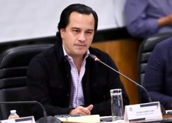 12 oct.- El diputado federal del PRI, Emilio Suárez Licona, urgió informe sobre suspensiones provisionales o definitivas a la reforma judicial. /AMEXI /FOTO: PRI.