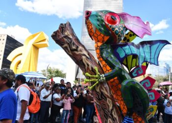 19 oct.- Desfile de Alebrijes 2024. AMEXI. FOTO Guillermo Granados.